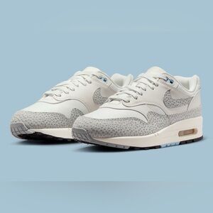 Women’s Air Max 1 "Summit White" sneakers 6.5 NWT
